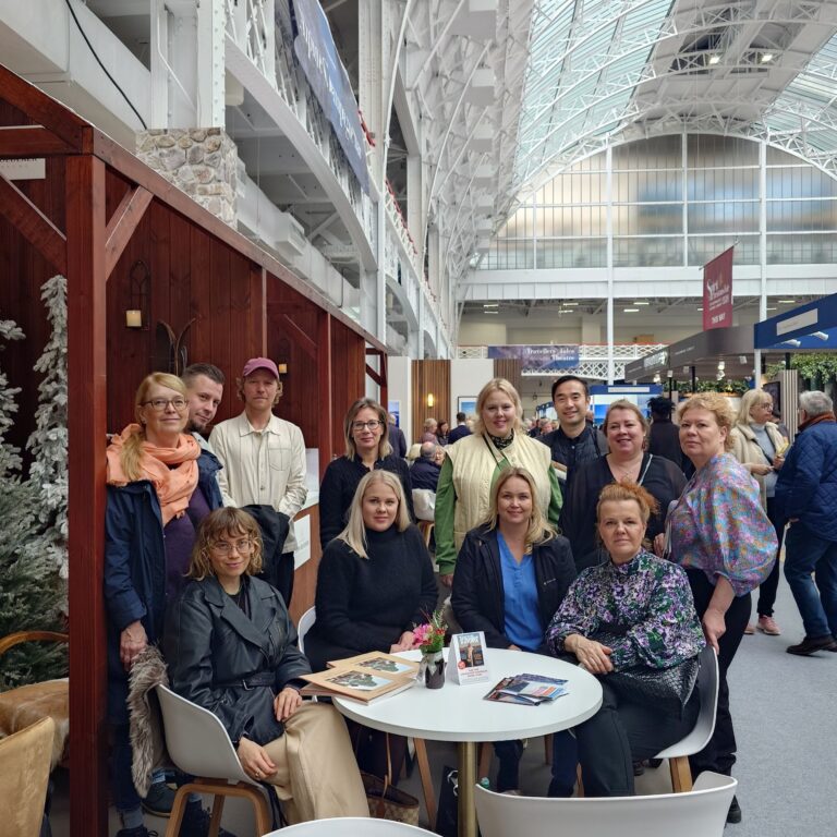 VIP-osaamisverkoston jäseniä Luxury Travel Fair -messuilla Lontoossa. Kuva: Johanna Kauranen